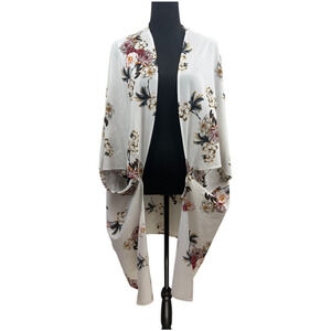 Amaryllis White Floral‎ Short Wide Sleeve Kimono Sz 2X Boho Beachy Flowy Summer